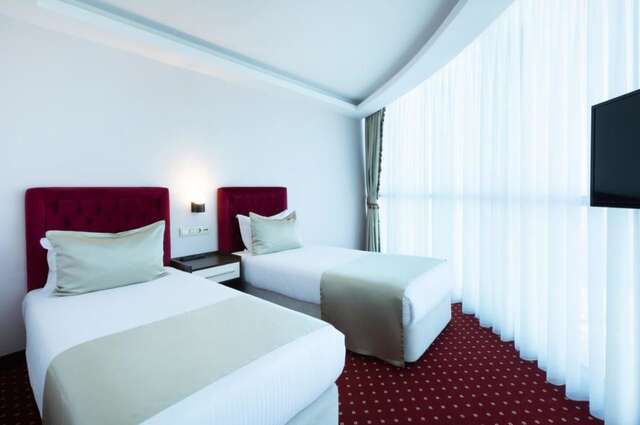 Отель Sky Tower Hotel Батуми-30